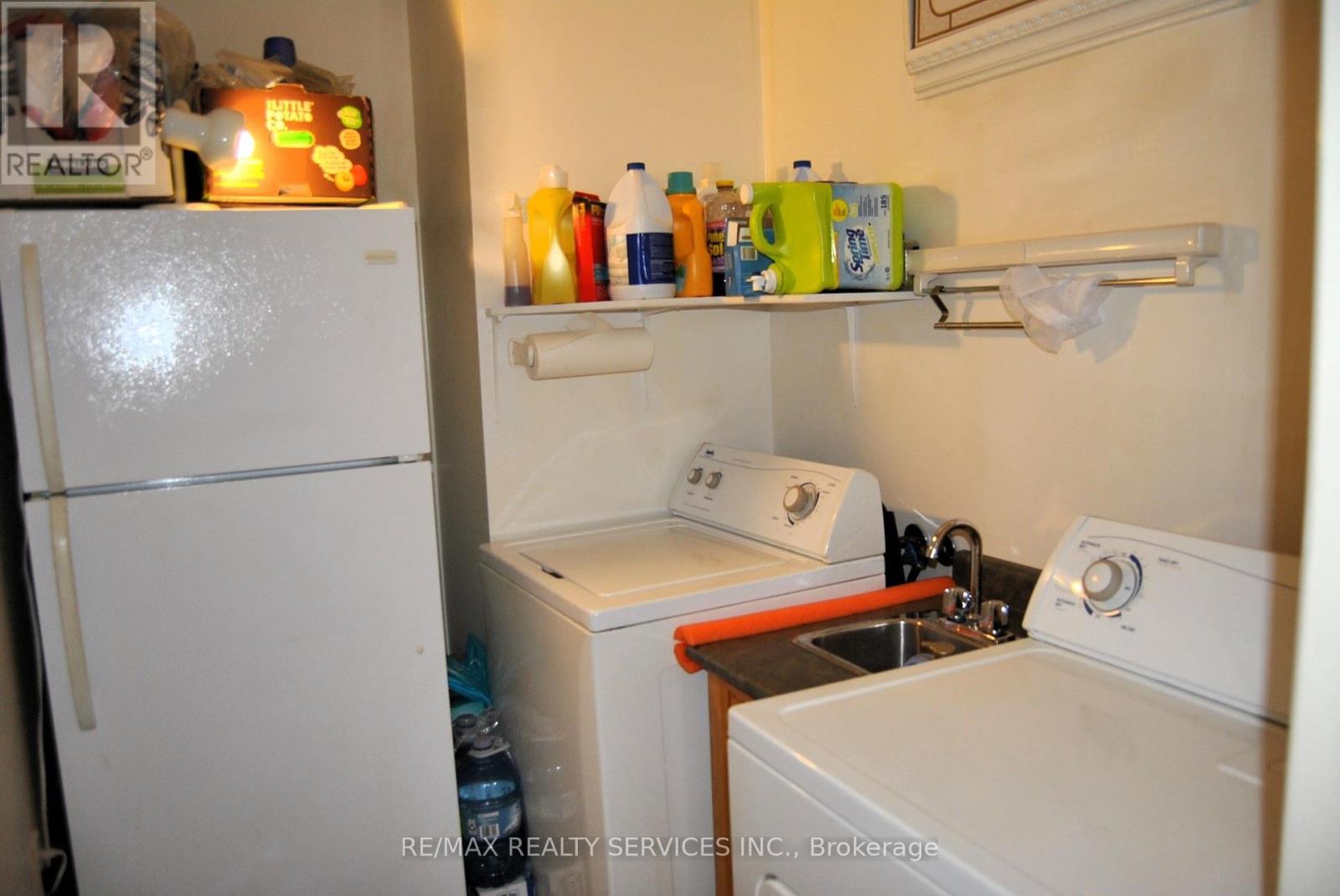 1102 Lakeshore Drive S, Bracebridge (Oakley), Ontario  P1L 1X3 - Photo 7 - X12314539