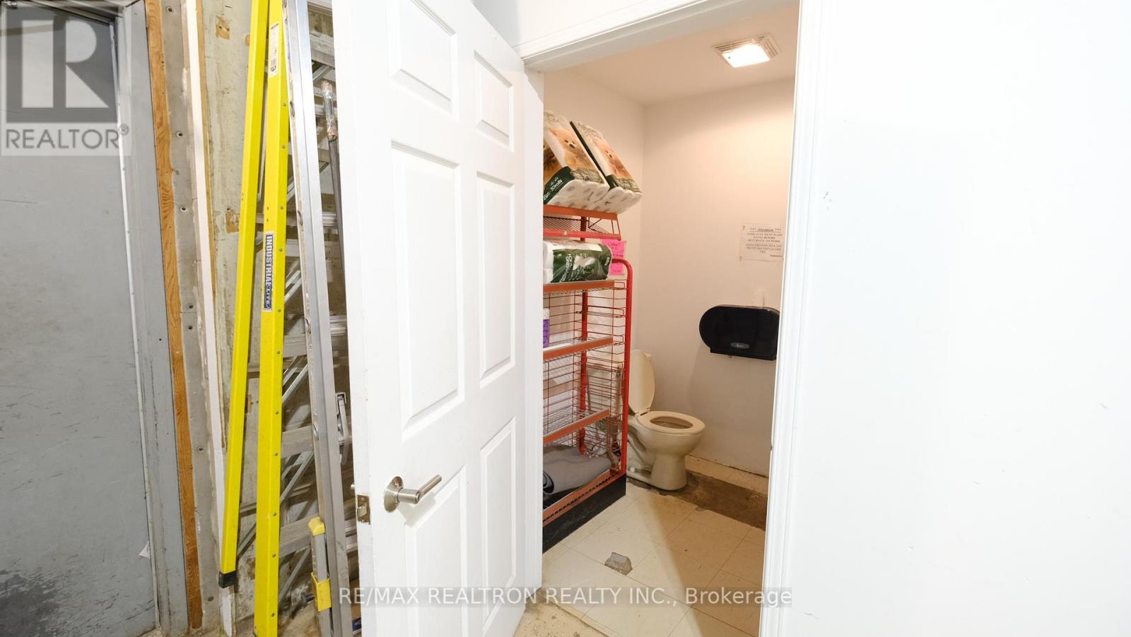 252 Silvercreek Parkway N, Guelph, Ontario  N1H 1E7 - Photo 27 - X12314550