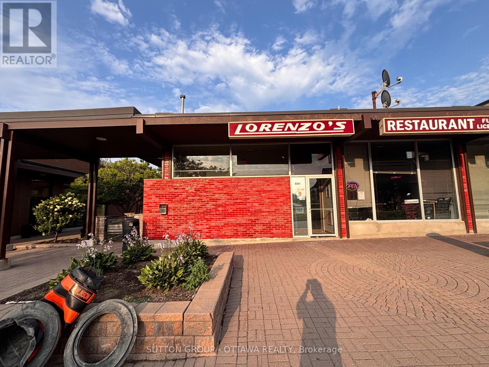2201 ARCH STREET, Ottawa, Ontario
