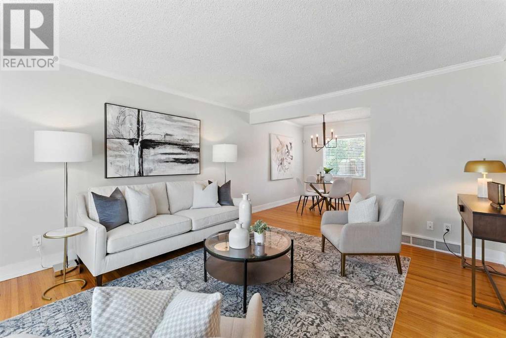 Property at 57 Gladeview Crescent SW image 5