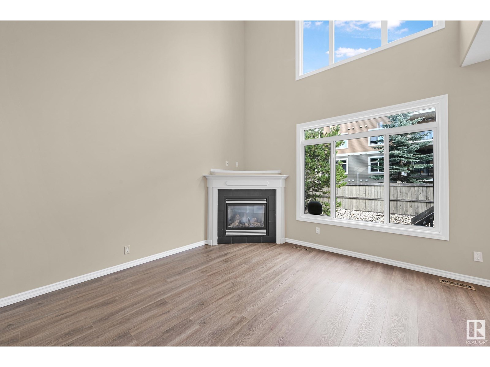 11544 11 Av Sw, Edmonton, Alberta  T6W 1W8 - Photo 5 - E4450281