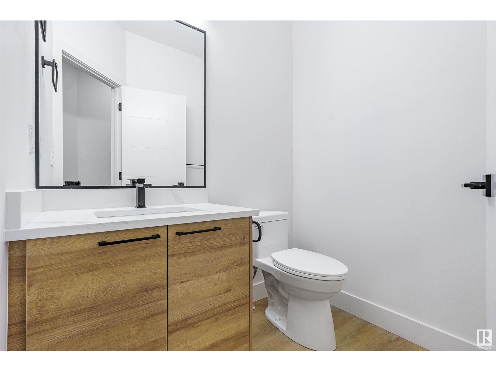 745 Astoria Wy, Devon, Alberta  T9G 0M7 - Photo 10 - E4450286