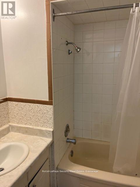 2 - 1746a Eglinton Avenue W, Toronto, Ontario  M6E 2H6 - Photo 13 - W12314600