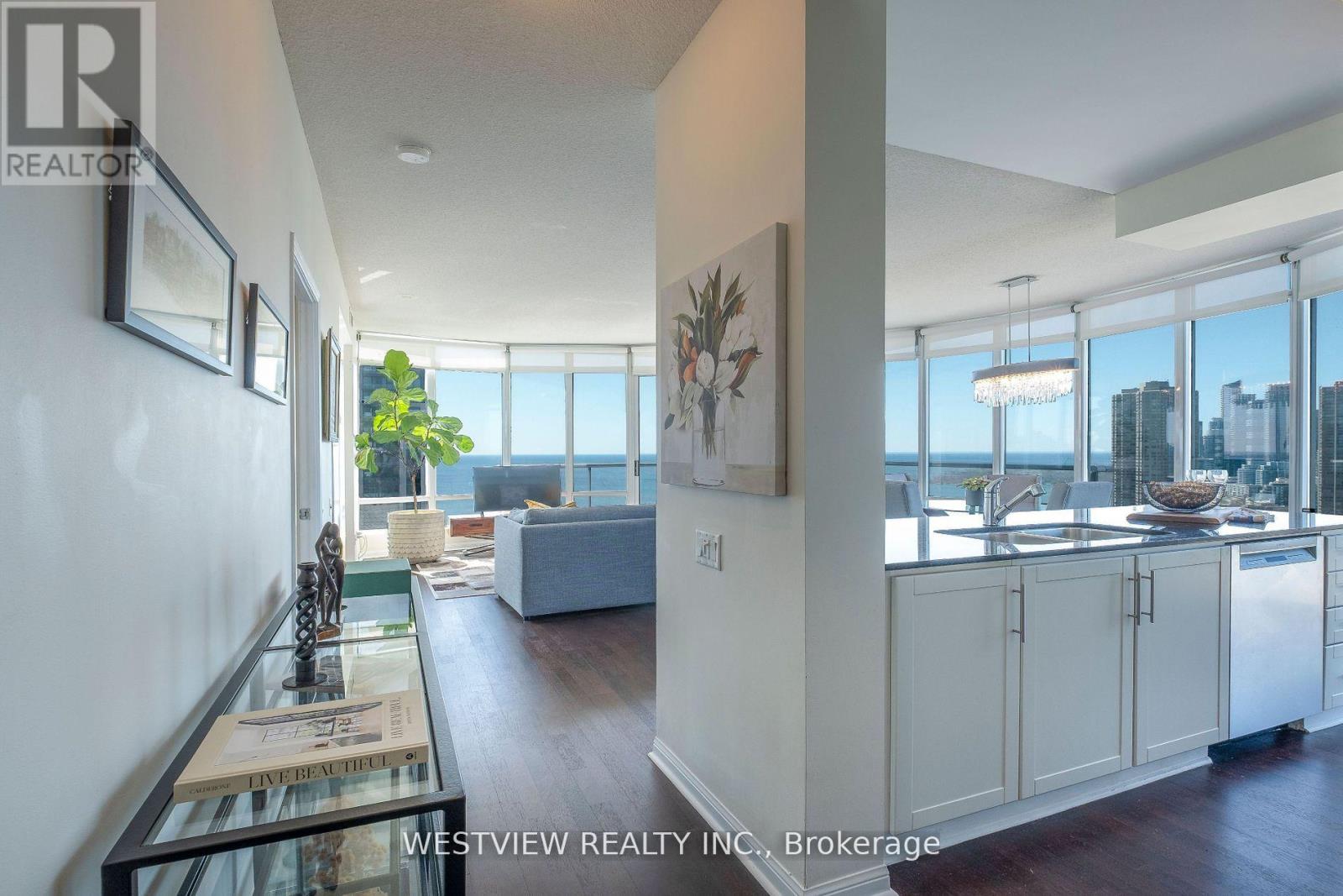 2610 - 15 Windermere Avenue, Toronto, Ontario  M6S 5A2 - Photo 11 - W12314629