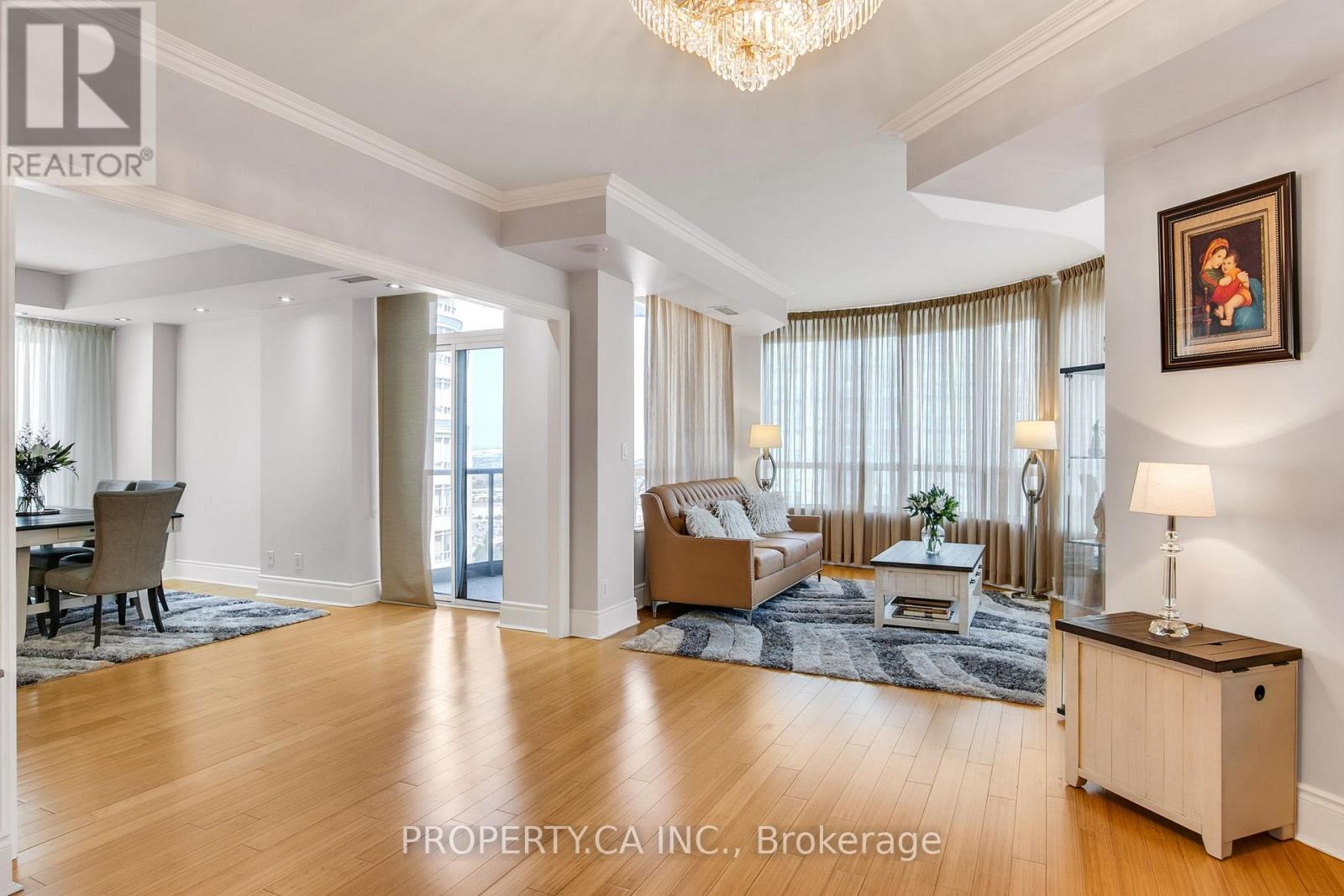 2804 - 3880 Duke Of York Boulevard, Mississauga, Ontario  L5B 4M7 - Photo 11 - W12314647