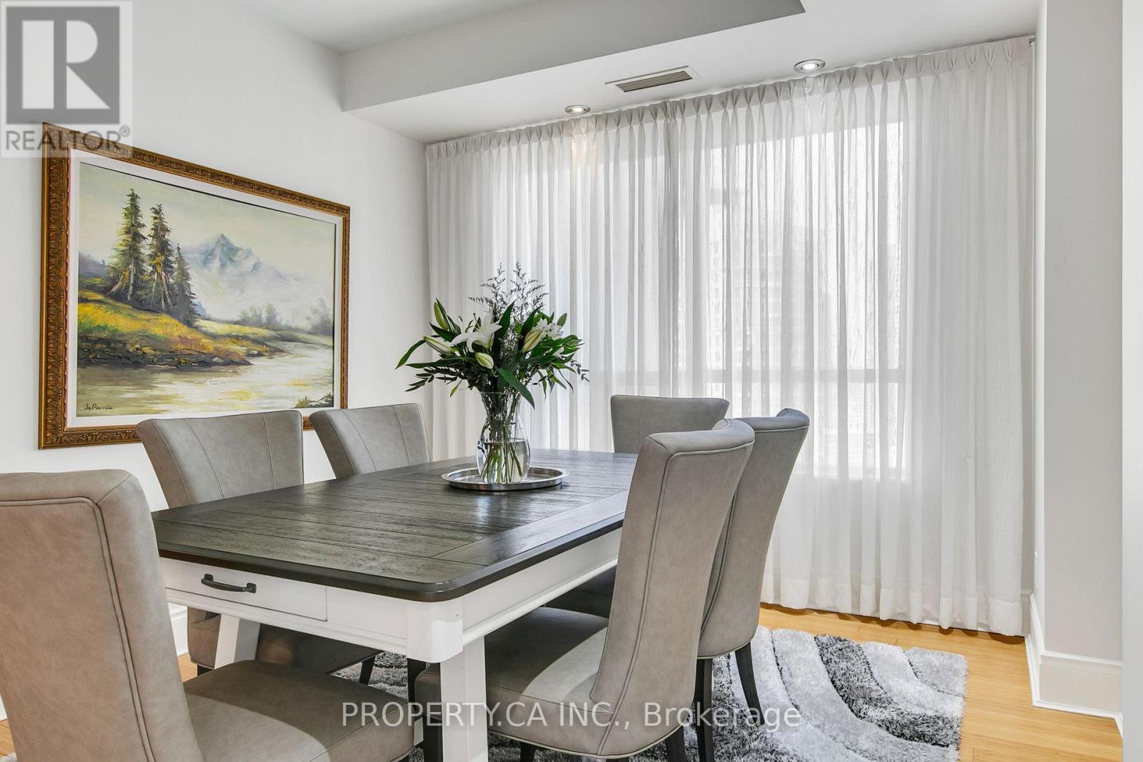 2804 - 3880 Duke Of York Boulevard, Mississauga, Ontario  L5B 4M7 - Photo 13 - W12314647