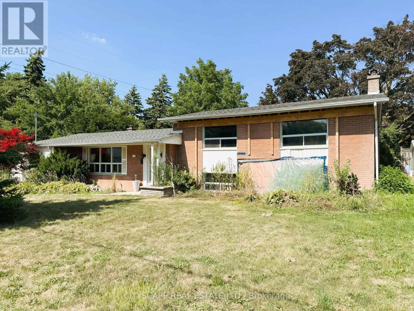 Property at 2231 SIDNEY DRIVE image 3