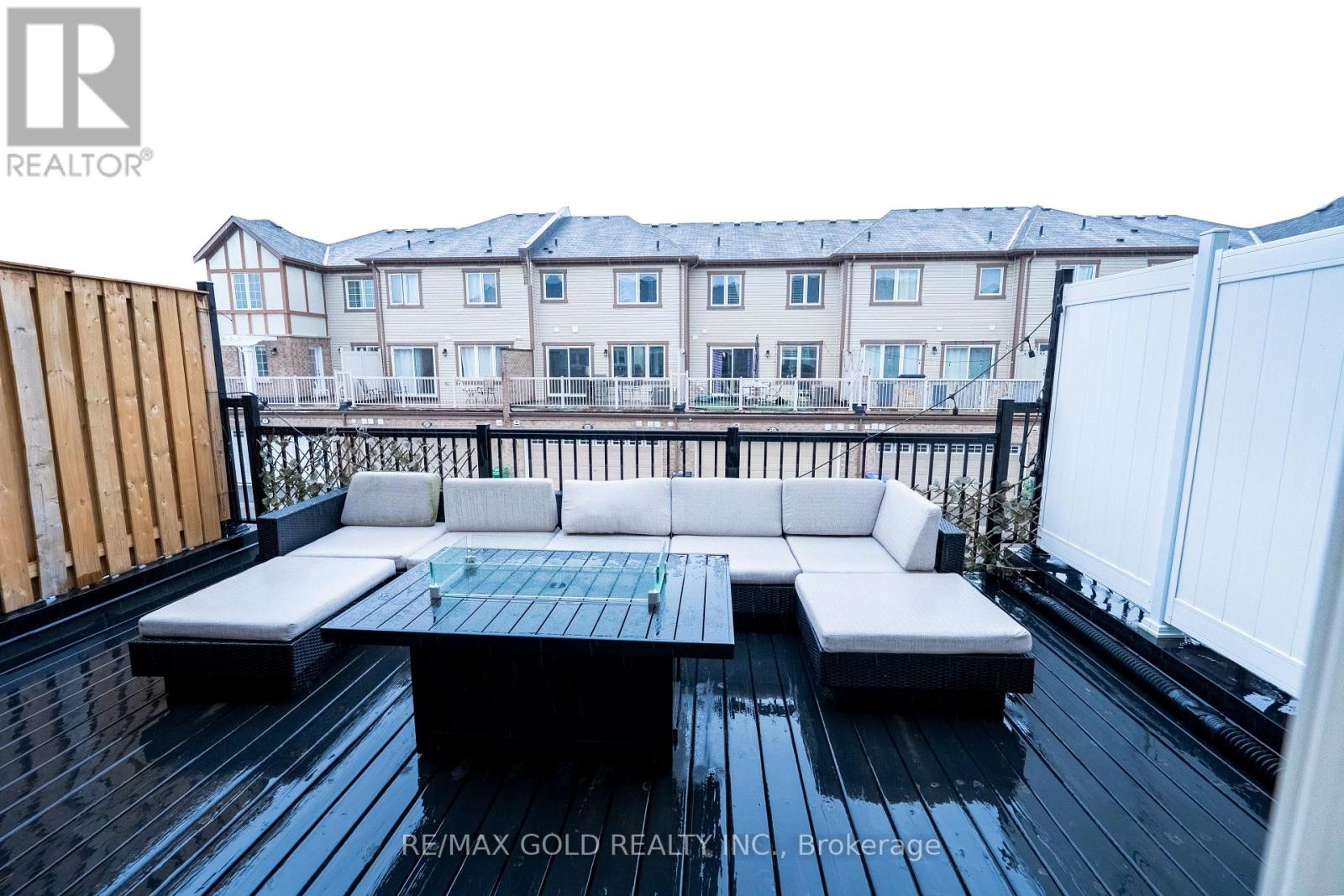 8 Metro Crescent, Brampton, Ontario  L7A 4P2 - Photo 30 - W12314662