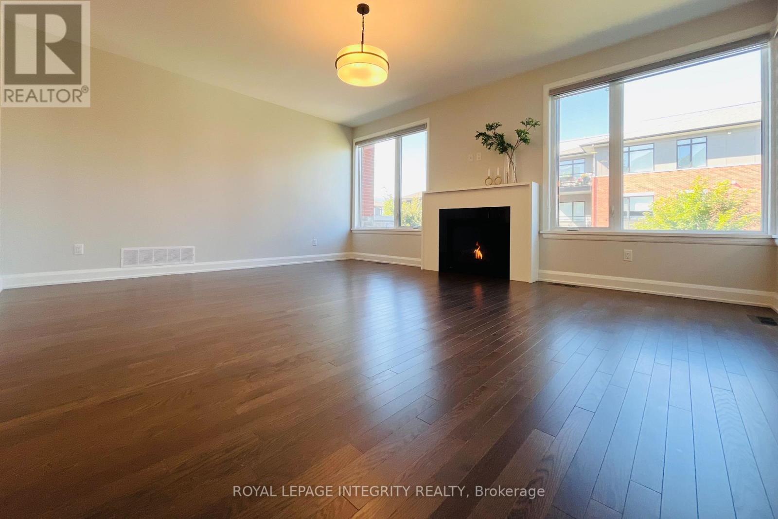 147 Boundstone Way, Ottawa, Ontario  K2T 0M4 - Photo 12 - X12314754