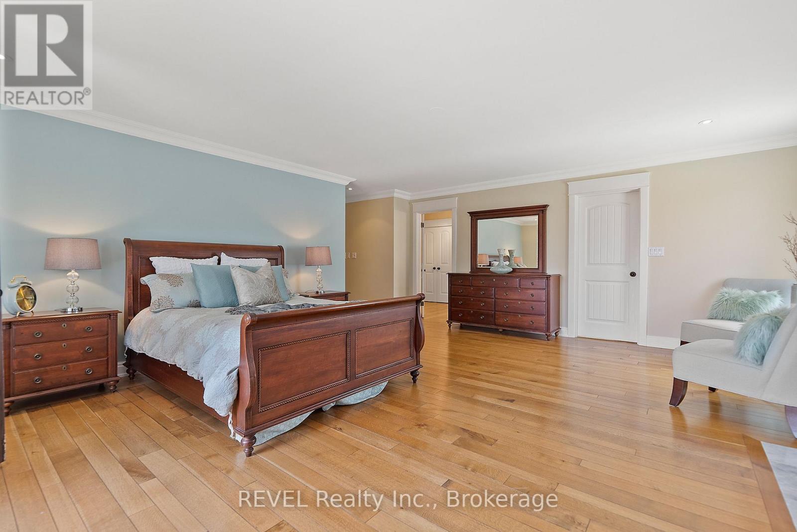 35 Clearview Heights, St. Catharines, Ontario  L2T 2W4 - Photo 22 - X12314737