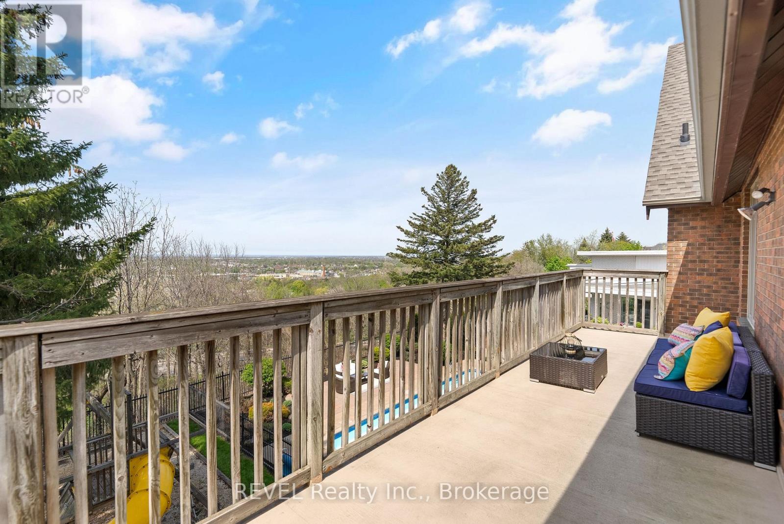35 Clearview Heights, St. Catharines, Ontario  L2T 2W4 - Photo 25 - X12314737
