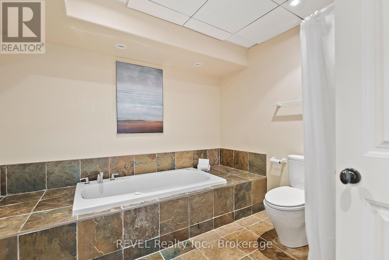 35 Clearview Heights, St. Catharines, Ontario  L2T 2W4 - Photo 35 - X12314737