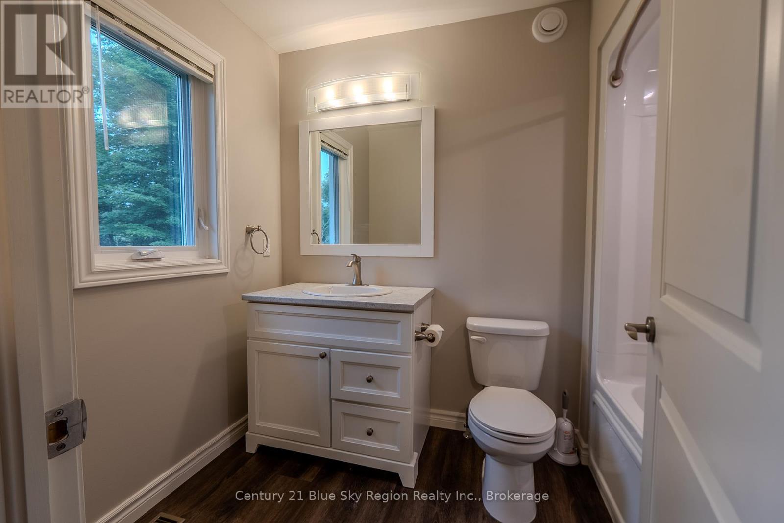 177 Carmichael Drive, North Bay, Ontario  P1B 8G2 - Photo 16 - X12314785