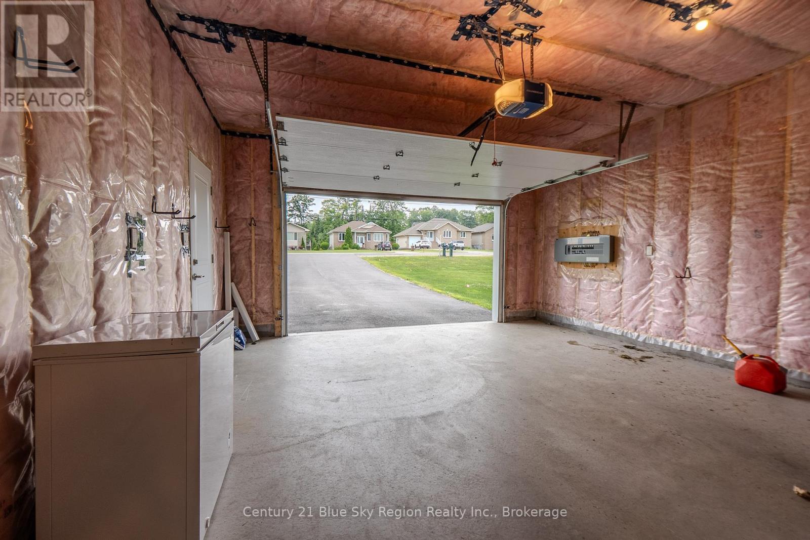 177 Carmichael Drive, North Bay, Ontario  P1B 8G2 - Photo 32 - X12314785