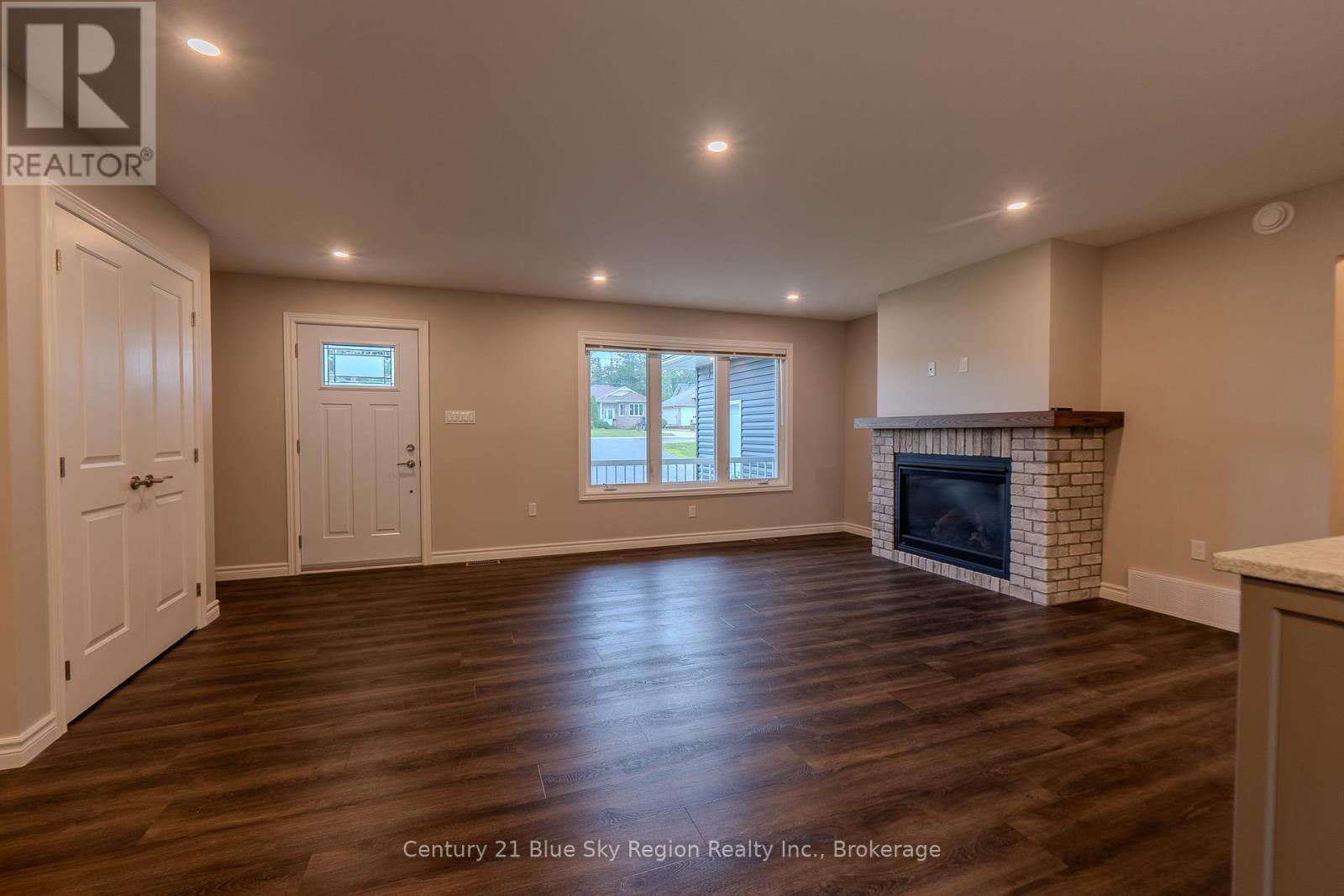177 Carmichael Drive, North Bay, Ontario  P1B 8G2 - Photo 7 - X12314785