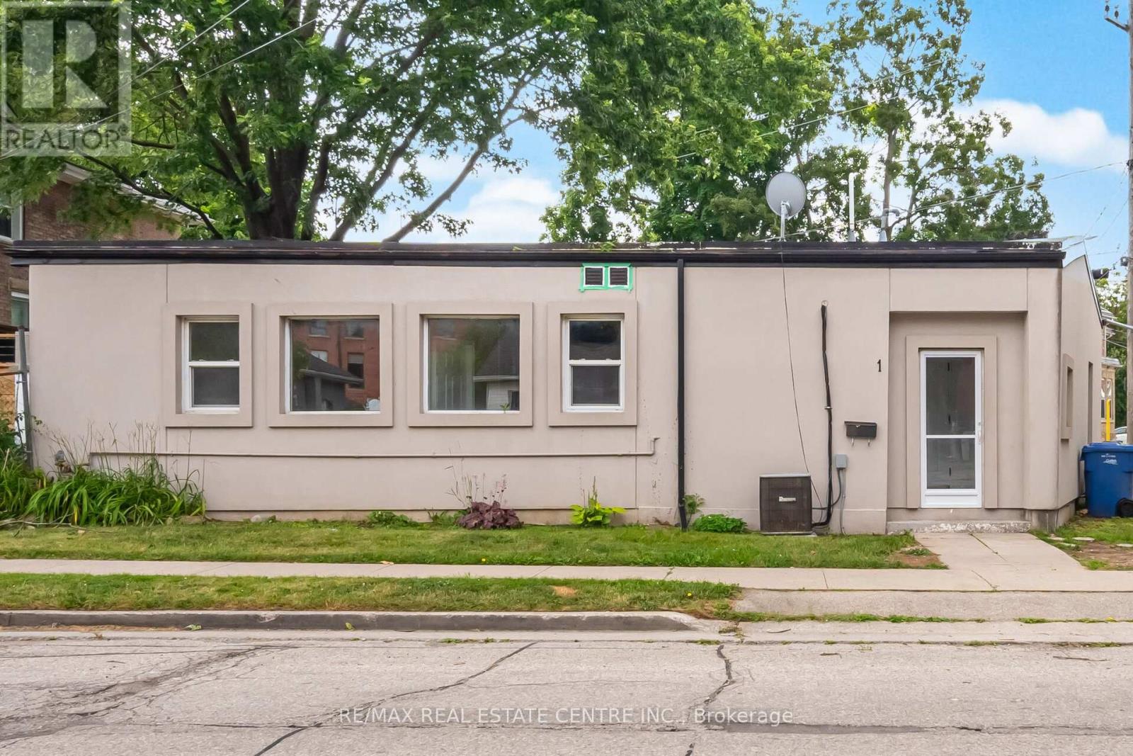 Property at 1 ONTARIO STREET image 1