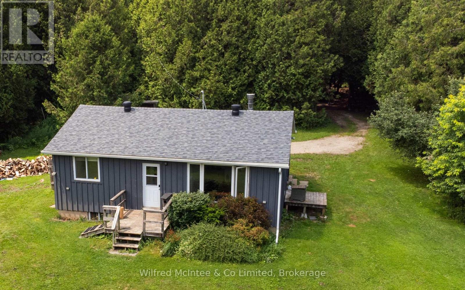 620026 Robson Road, Chatsworth, Ontario  N0H 1R0 - Photo 2 - X12314748
