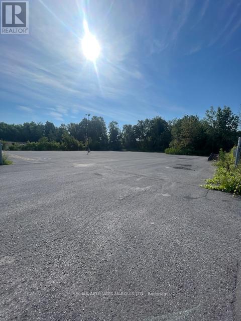 2901 Marleau Avenue, Cornwall, Ontario  K6H 6G5 - Photo 13 - X12314771
