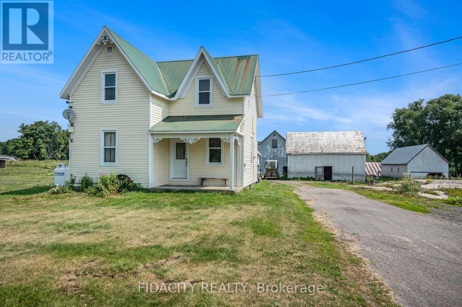 Property at 5046 CARP ROAD image 2