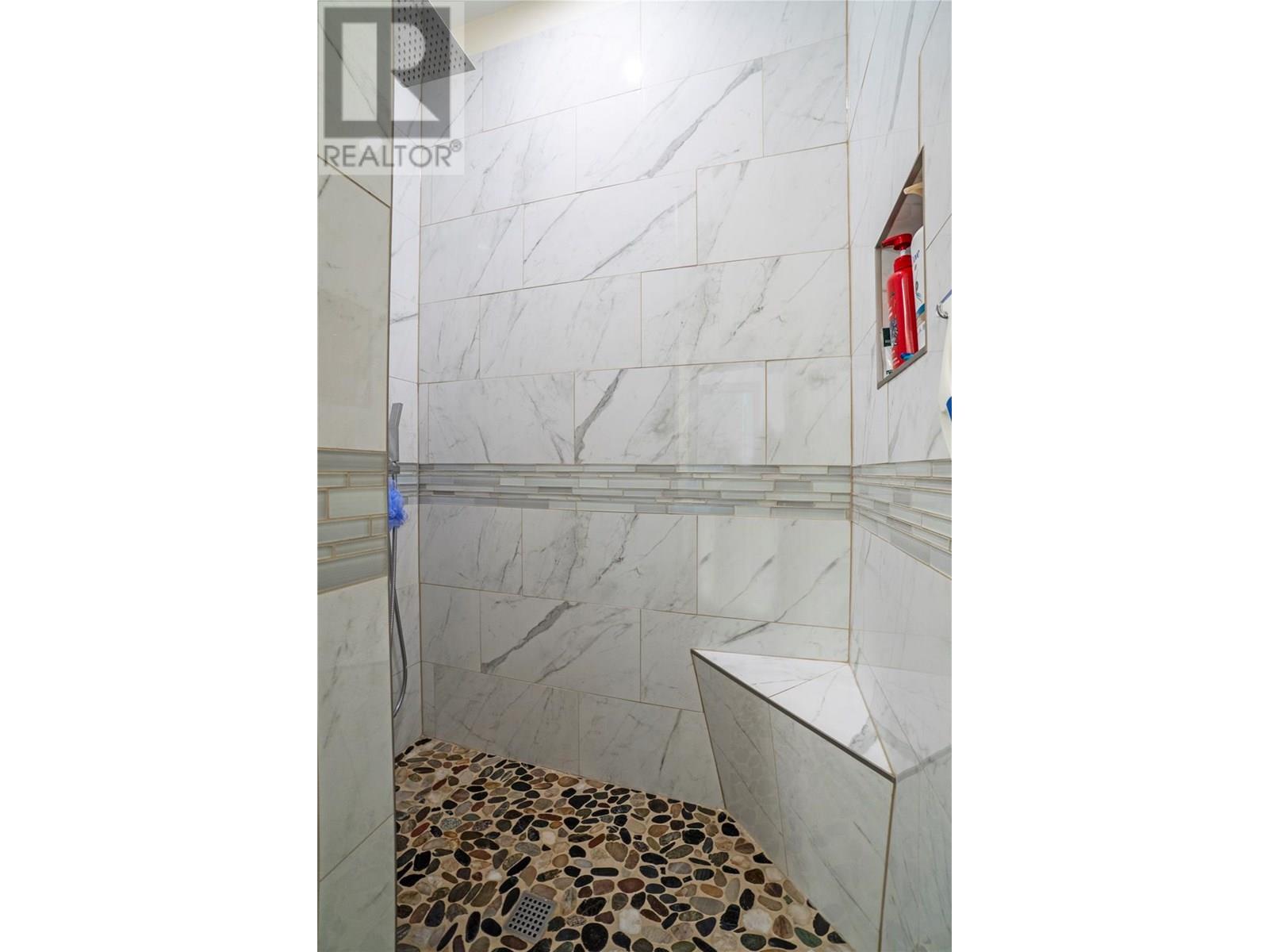 4740 Dogwood Crescent, Eagle Bay, British Columbia  V0E 1T0 - Photo 40 - 10341036