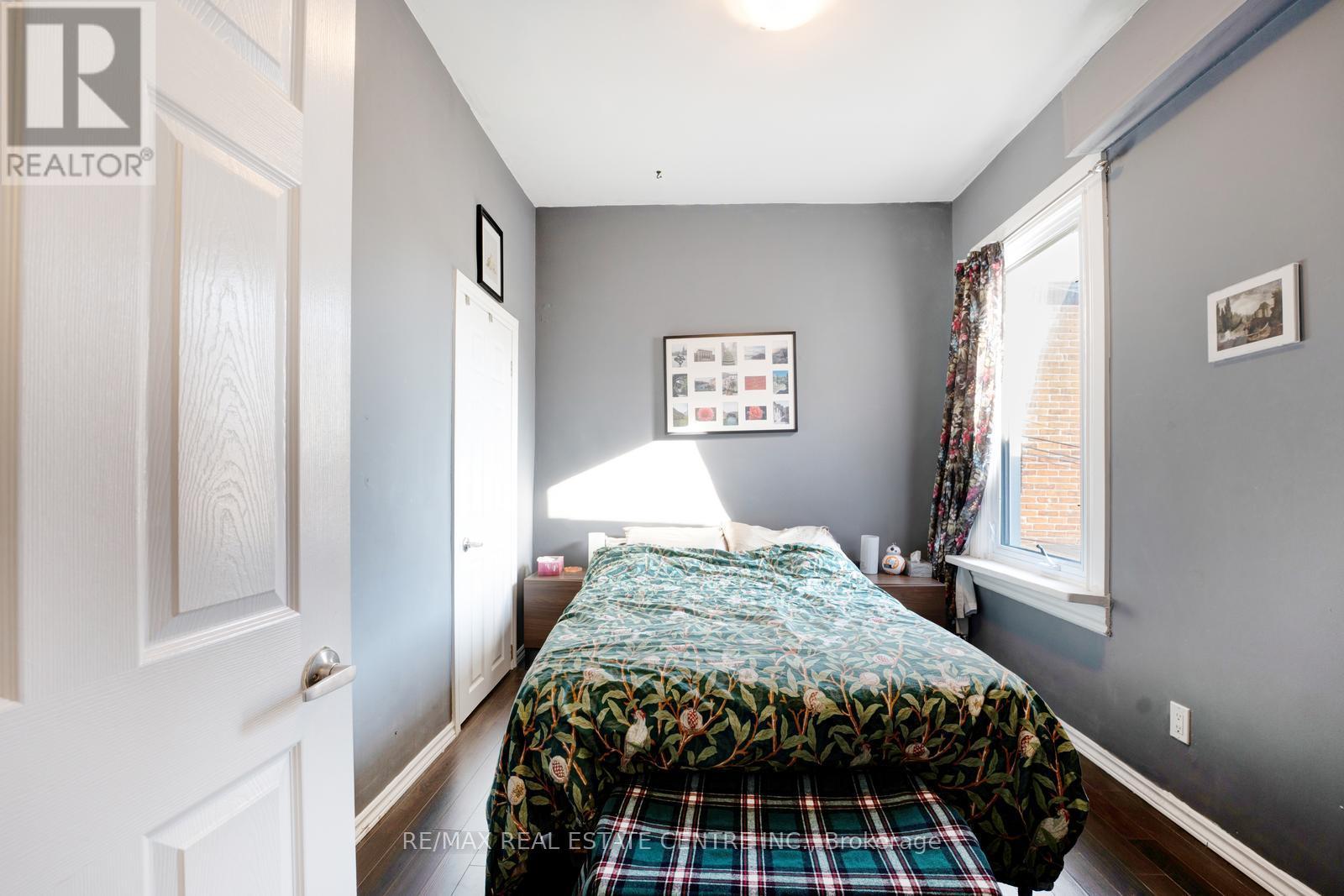 270 Clinton Street, Toronto (Palmerston-Little Italy), Ontario  M6G 2Y6 - Photo 11 - C12314780