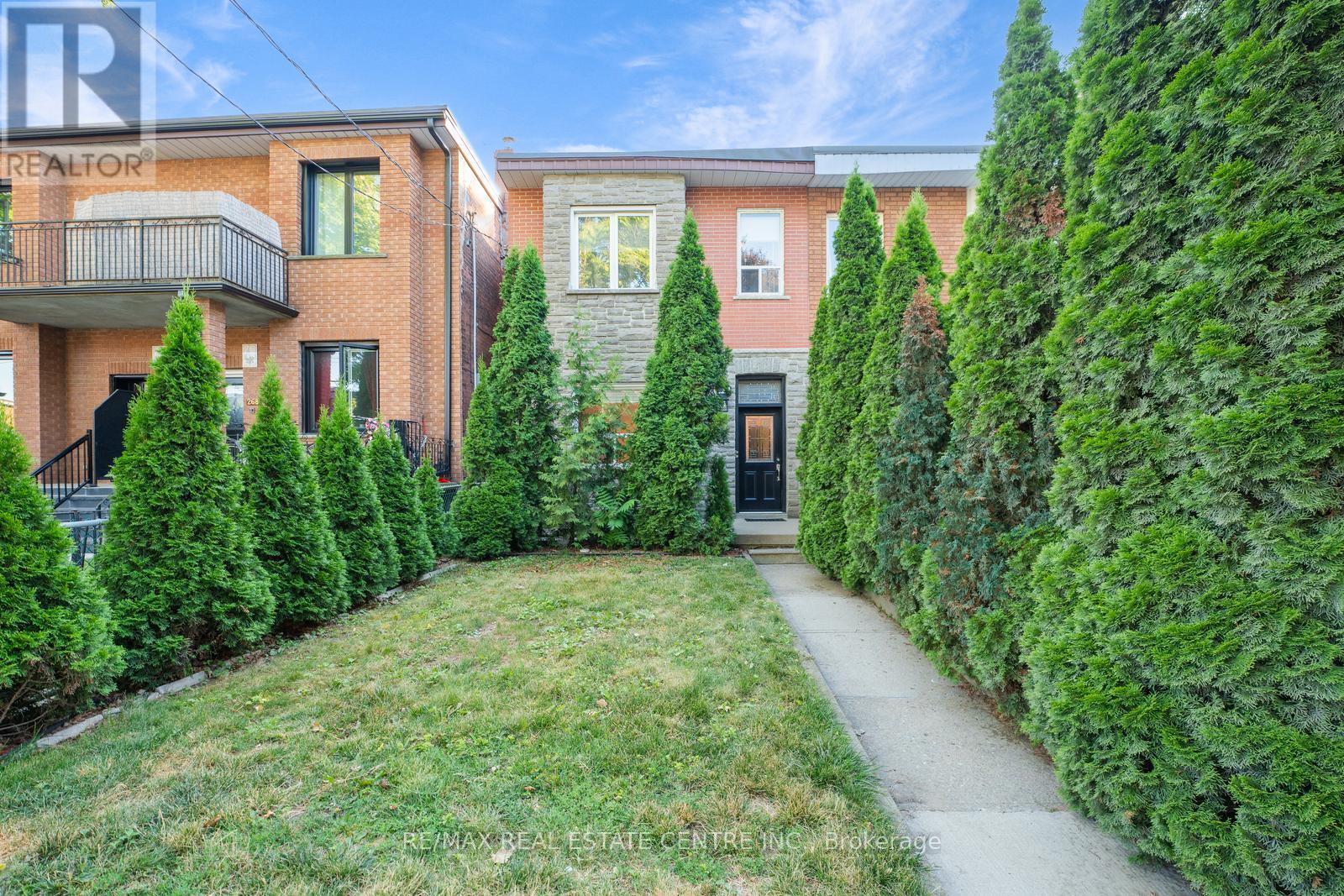 Property at 270 CLINTON STREET image 2