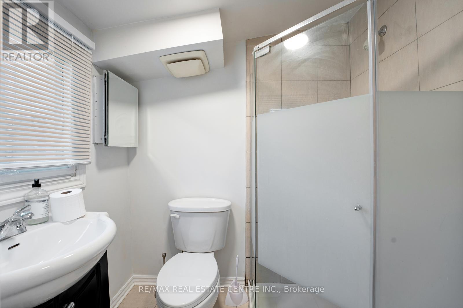 270 Clinton Street, Toronto (Palmerston-Little Italy), Ontario  M6G 2Y6 - Photo 23 - C12314780
