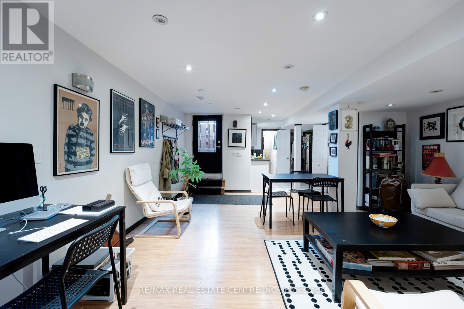 270 Clinton Street, Toronto (Palmerston-Little Italy), Ontario  M6G 2Y6 - Photo 27 - C12314780
