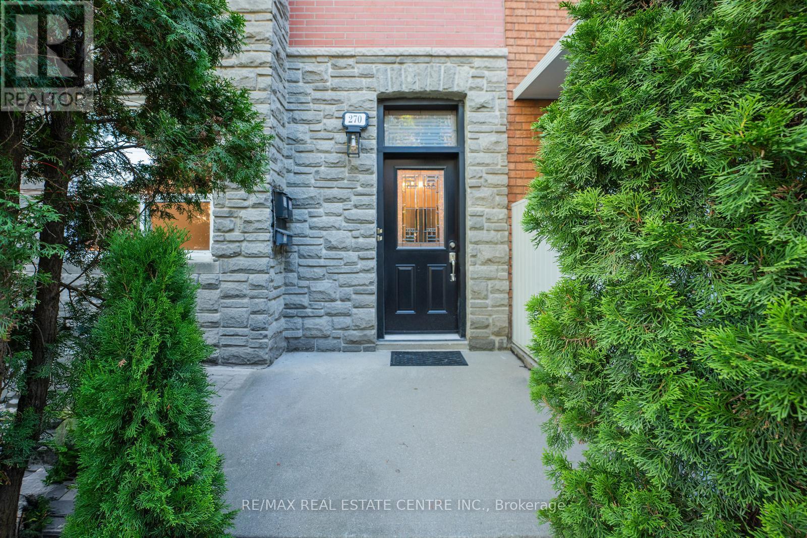 Property at 270 CLINTON STREET image 3