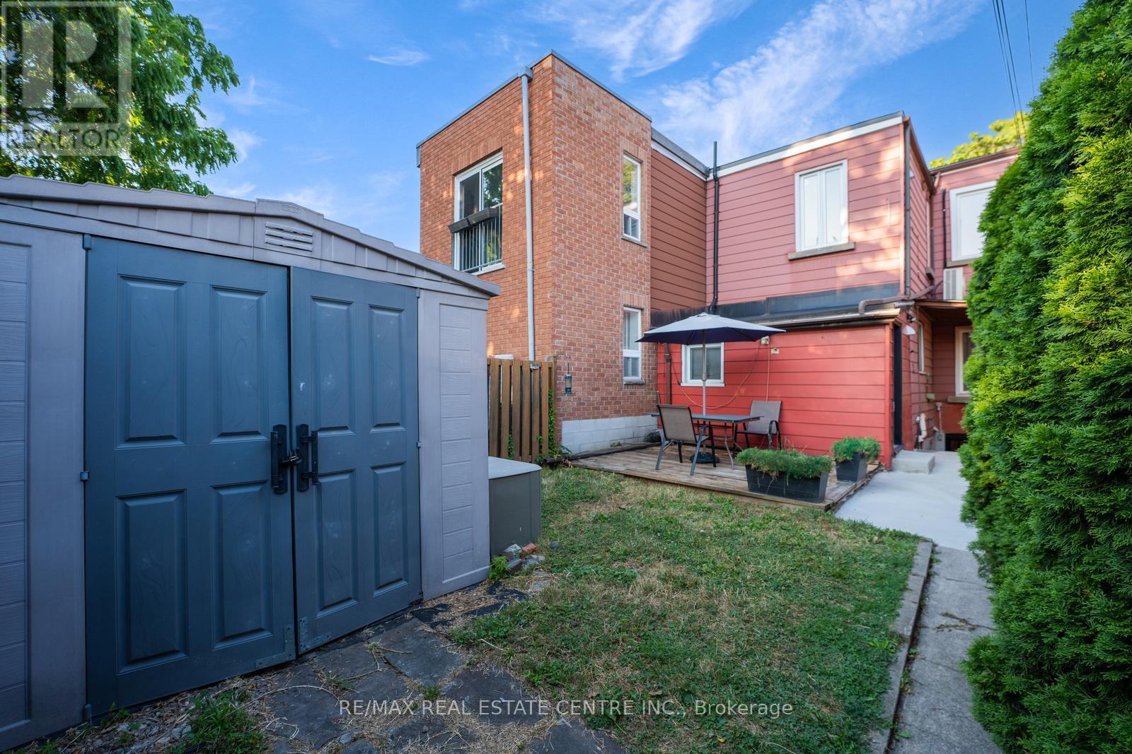 270 Clinton Street, Toronto (Palmerston-Little Italy), Ontario  M6G 2Y6 - Photo 38 - C12314780
