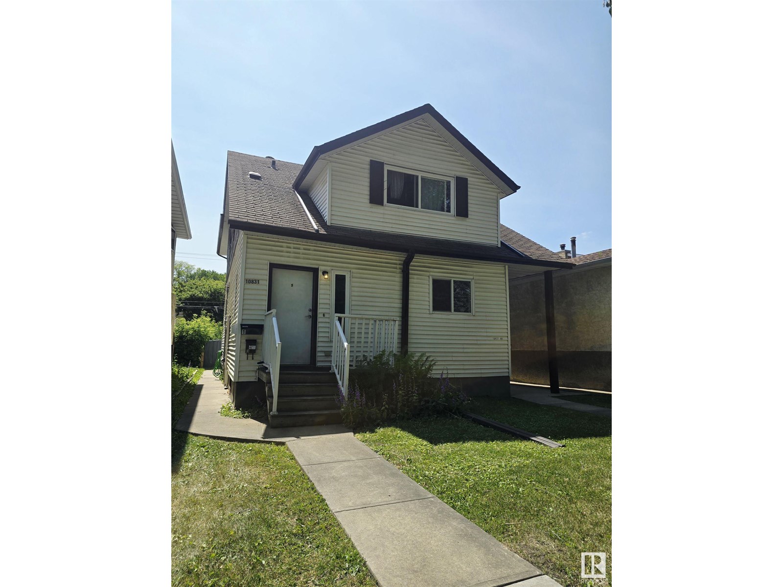 Property at 10831 80 AV NW image 1