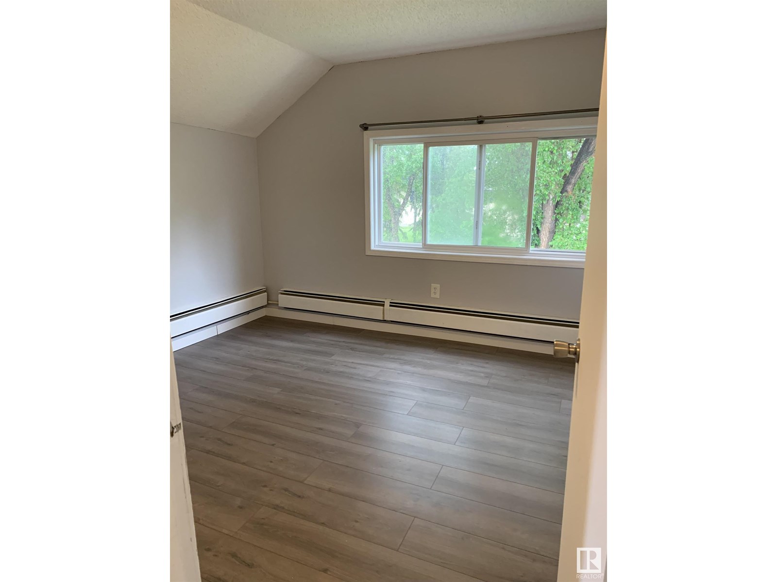 10831 80 Av Nw, Edmonton, Alberta  T6E 1V9 - Photo 8 - E4450294