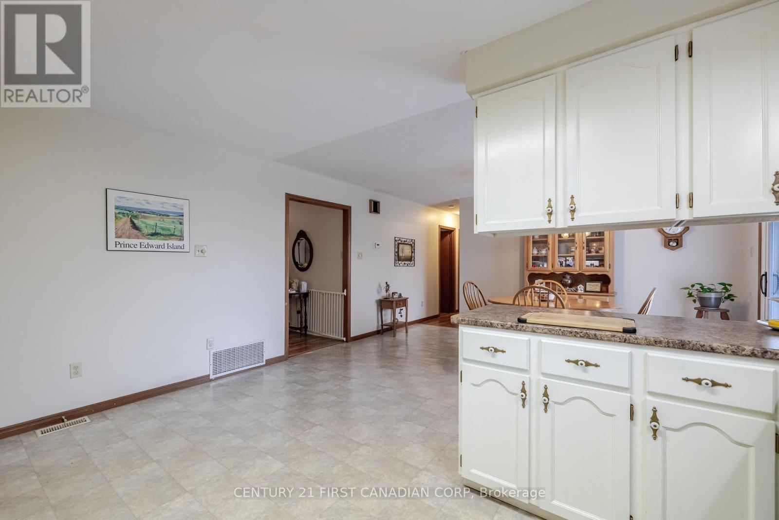 9776 Tower Road, Central Elgin, Ontario  N5P 3S7 - Photo 13 - X12314825