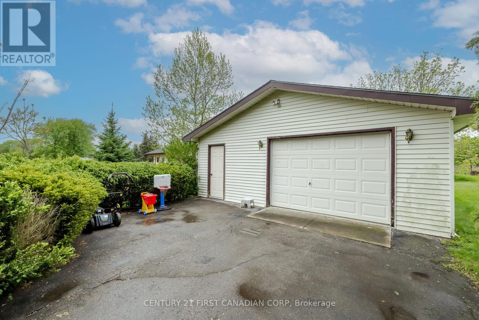 9776 Tower Road, Central Elgin, Ontario  N5P 3S7 - Photo 34 - X12314825