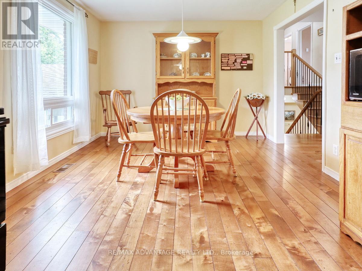 17248 Wyton Drive, Thames Centre, Ontario  N0M 2P0 - Photo 15 - X12314844