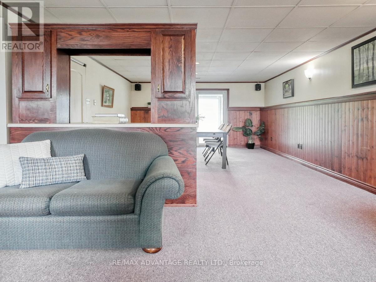 17248 Wyton Drive, Thames Centre, Ontario  N0M 2P0 - Photo 25 - X12314844