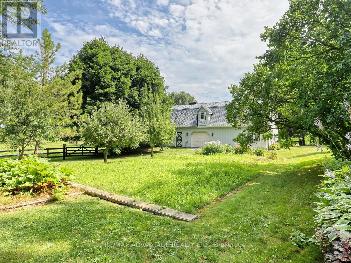 17248 Wyton Drive, Thames Centre, Ontario  N0M 2P0 - Photo 32 - X12314844