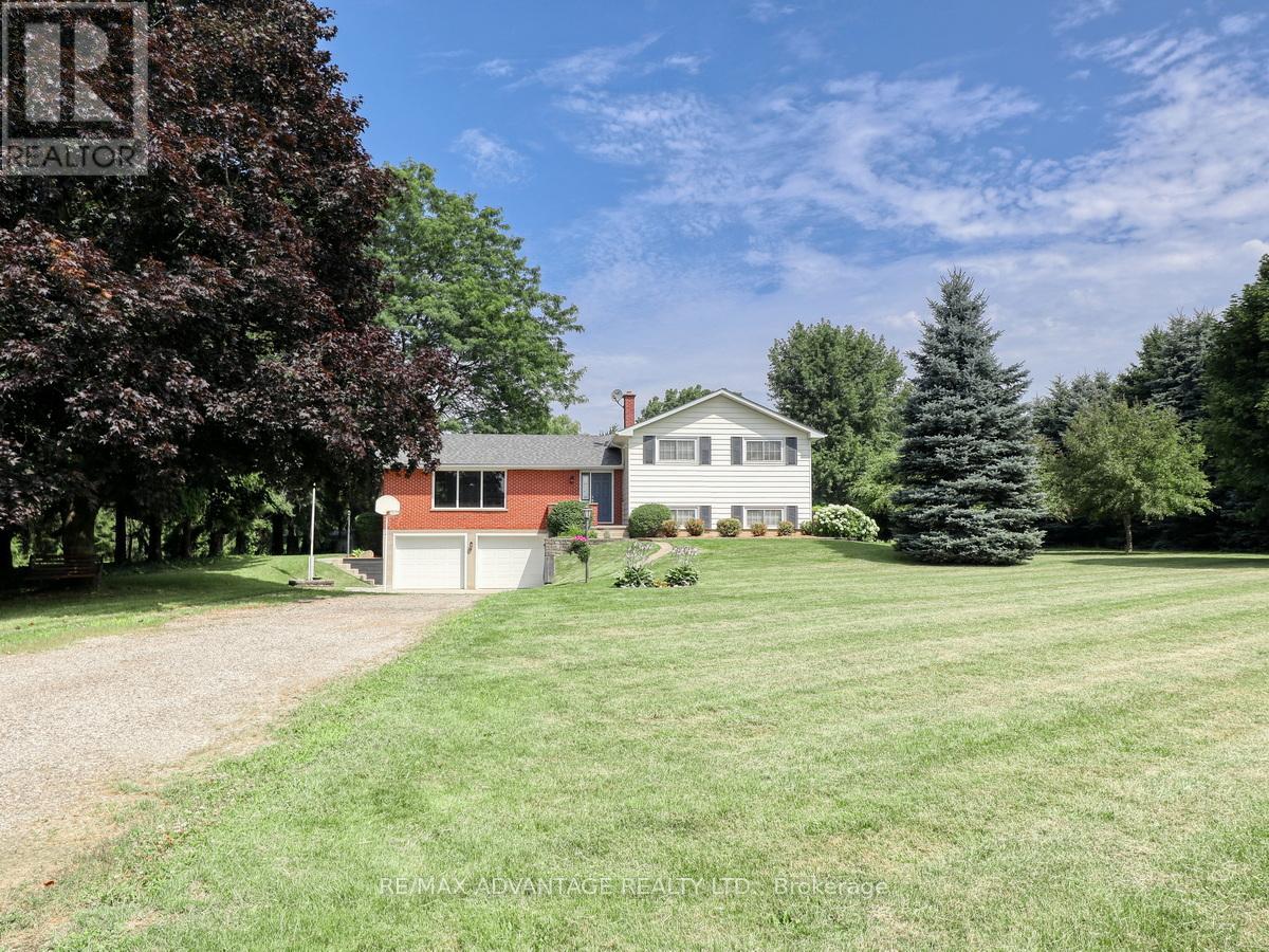 17248 Wyton Drive, Thames Centre, Ontario  N0M 2P0 - Photo 49 - X12314844