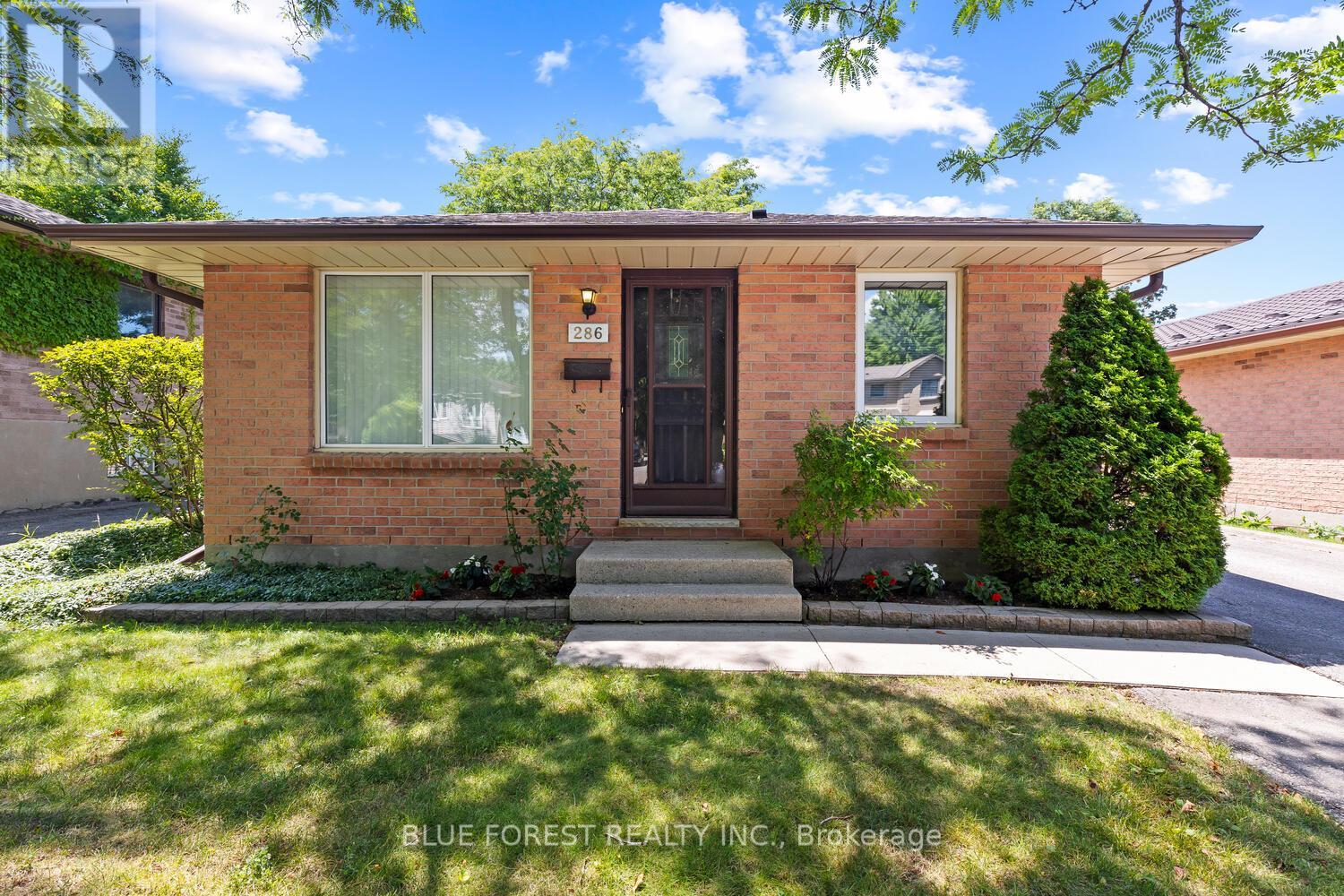 Property at 286 ARDSLEY CRESCENT image 2