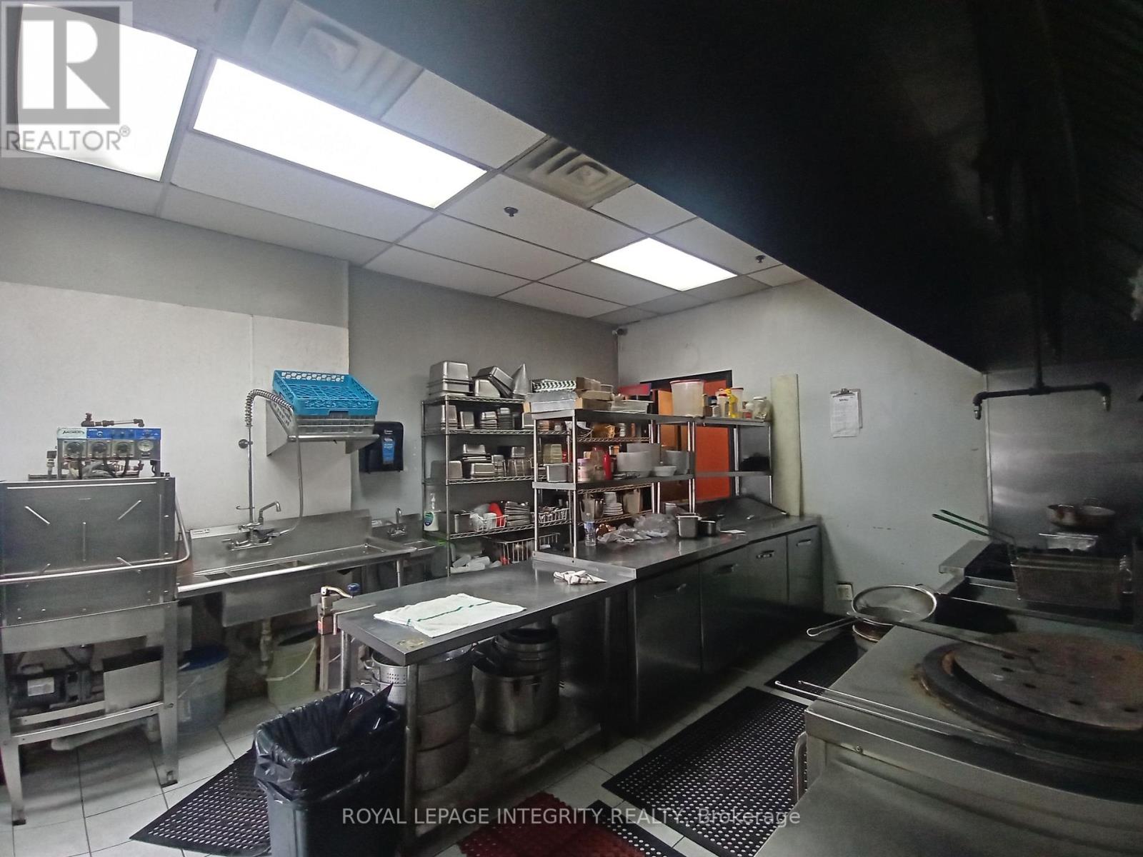 A20 - 300 Earl Grey Drive, Ottawa, Ontario  K2T 1B8 - Photo 12 - X12314917