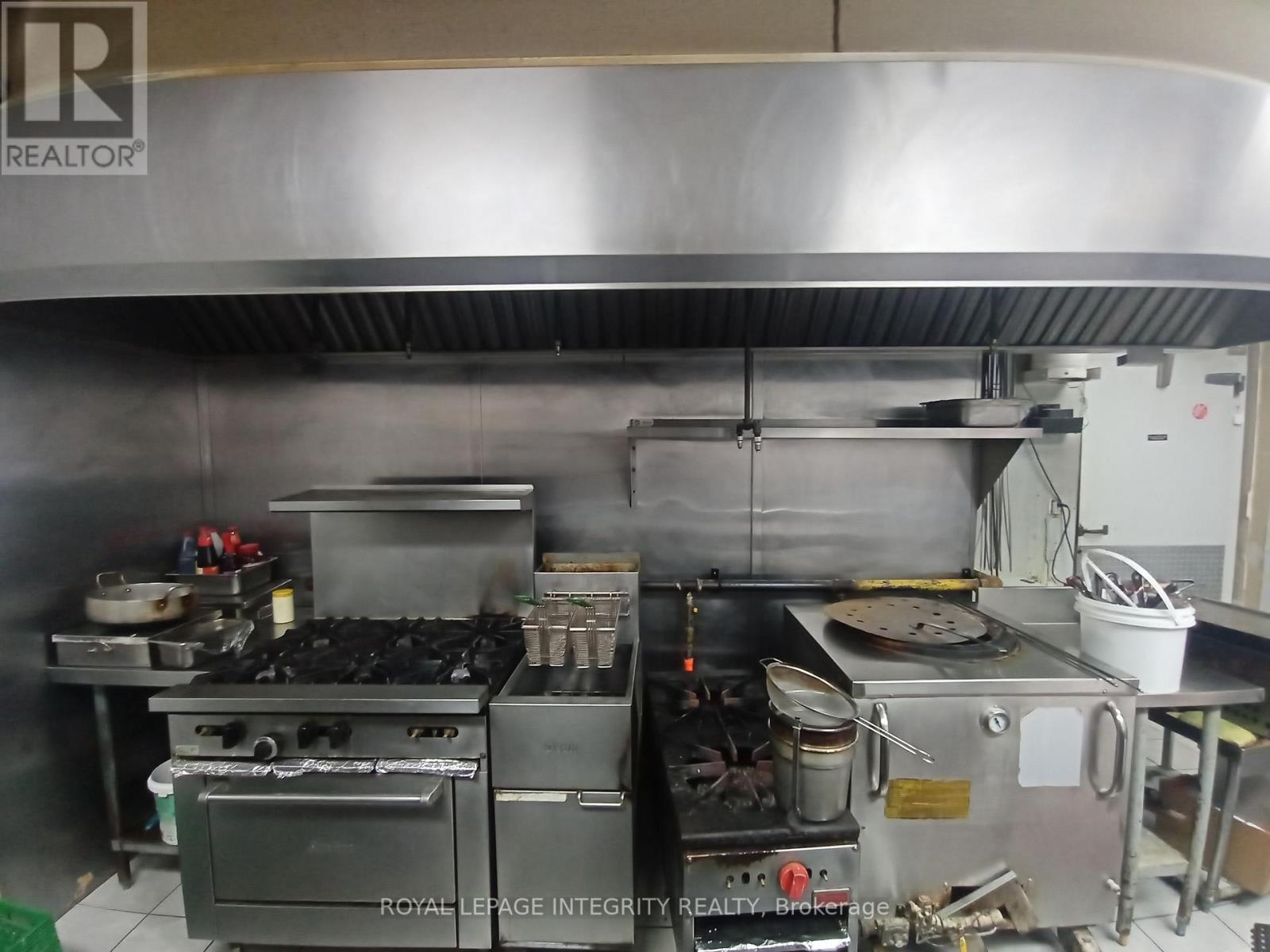 A20 - 300 Earl Grey Drive, Ottawa, Ontario  K2T 1B8 - Photo 9 - X12314917
