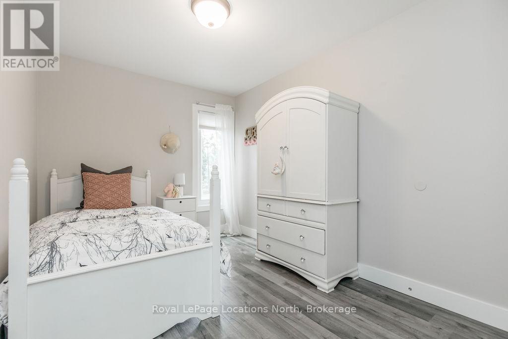 1 Timberland Crescent, Wasaga Beach, Ontario  L9Z 1G7 - Photo 18 - S12314927