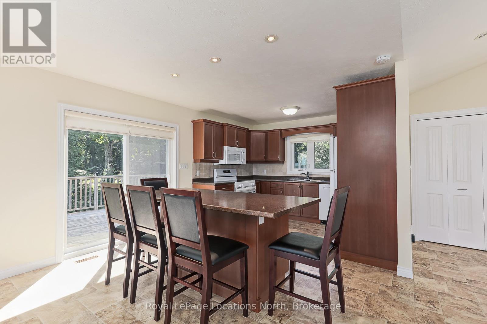 115 South Shores Road, Grey Highlands, Ontario  N0C 1E0 - Photo 15 - X12314863