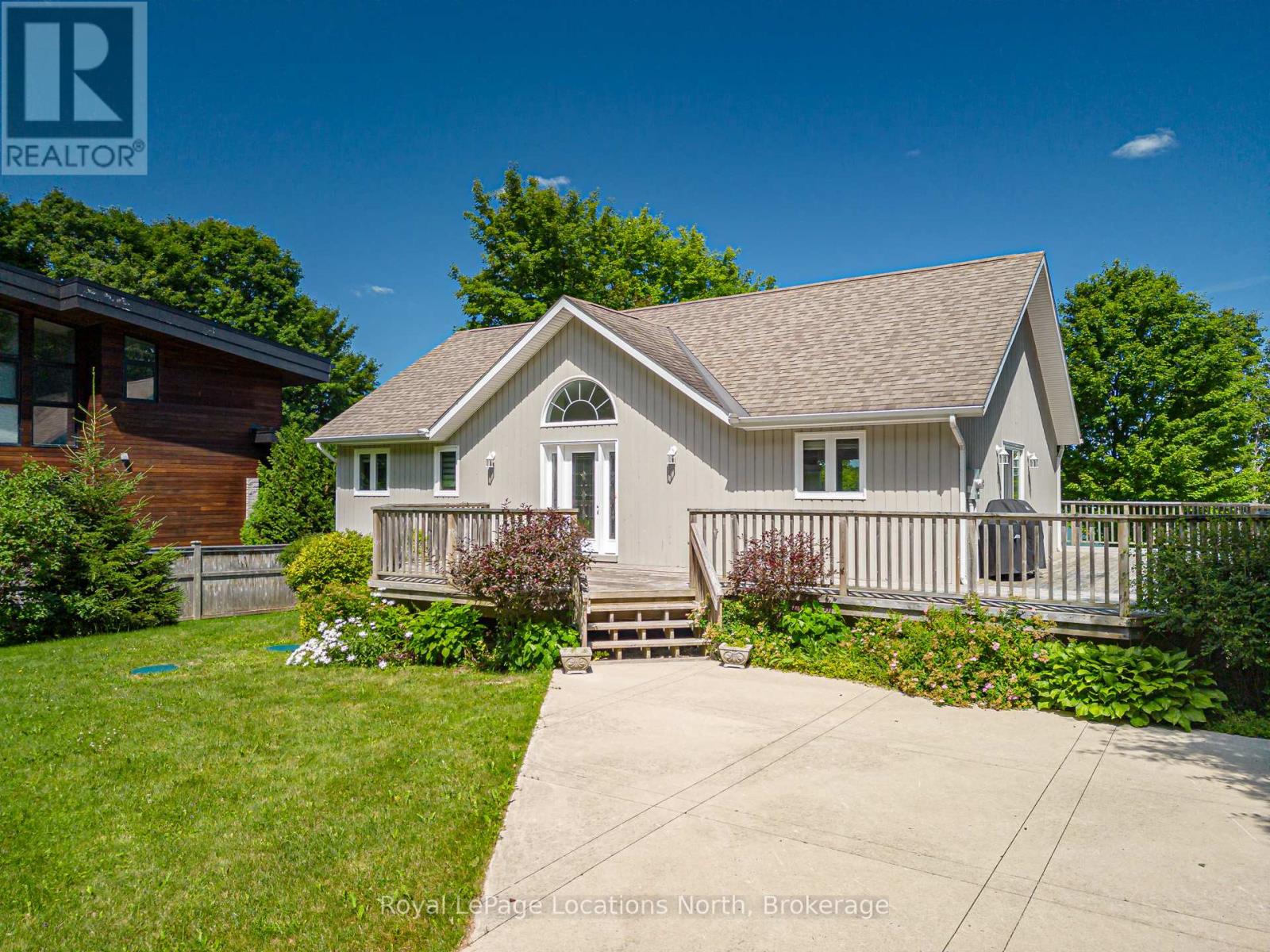 115 South Shores Road, Grey Highlands, Ontario  N0C 1E0 - Photo 2 - X12314863