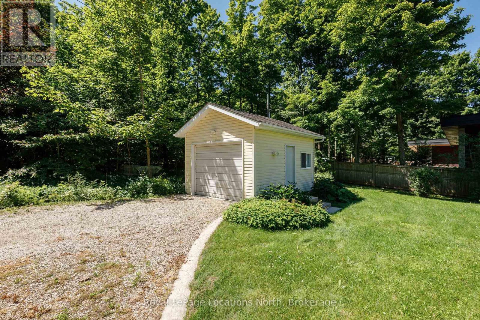 115 South Shores Road, Grey Highlands, Ontario  N0C 1E0 - Photo 27 - X12314863