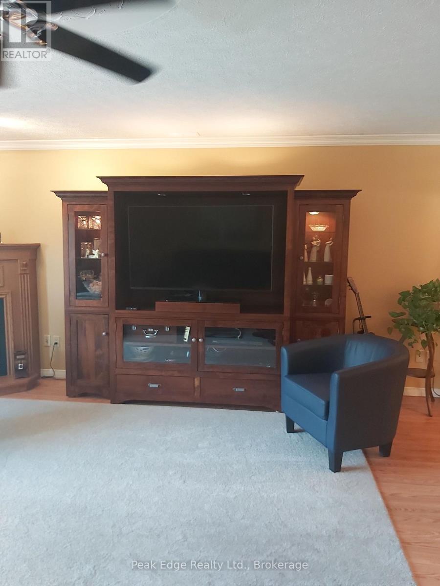201 - 85 William Street N, Brockton, Ontario  N0G 2V0 - Photo 3 - X12314916