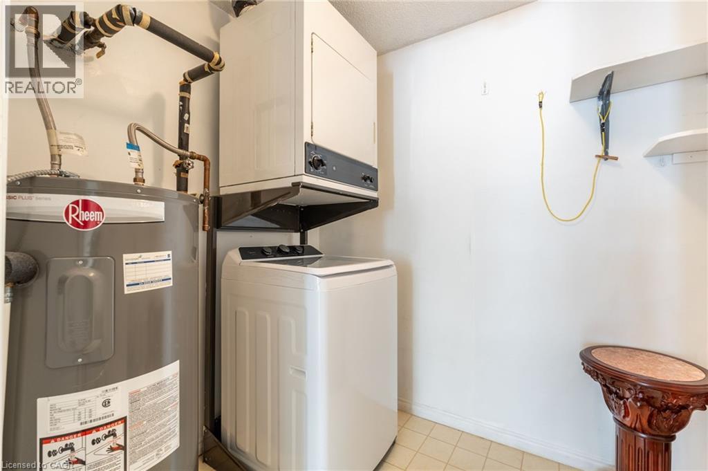 416 Limeridge Road E Unit# 109, Hamilton, Ontario  L9A 2S7 - Photo 17 - 40750371