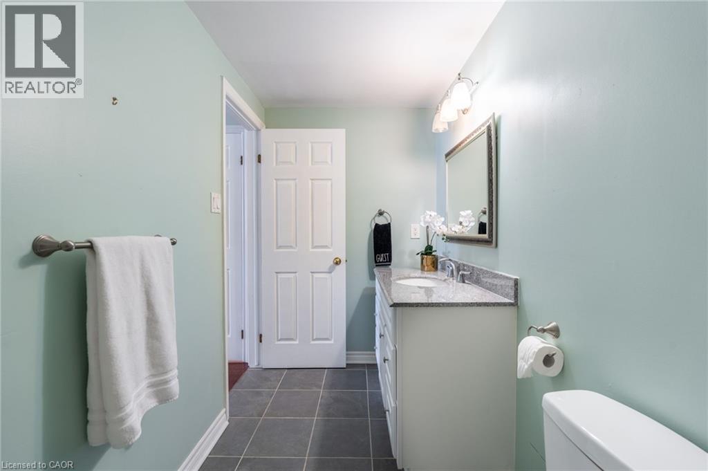 416 Limeridge Road E Unit# 109, Hamilton, Ontario  L9A 2S7 - Photo 15 - 40750371