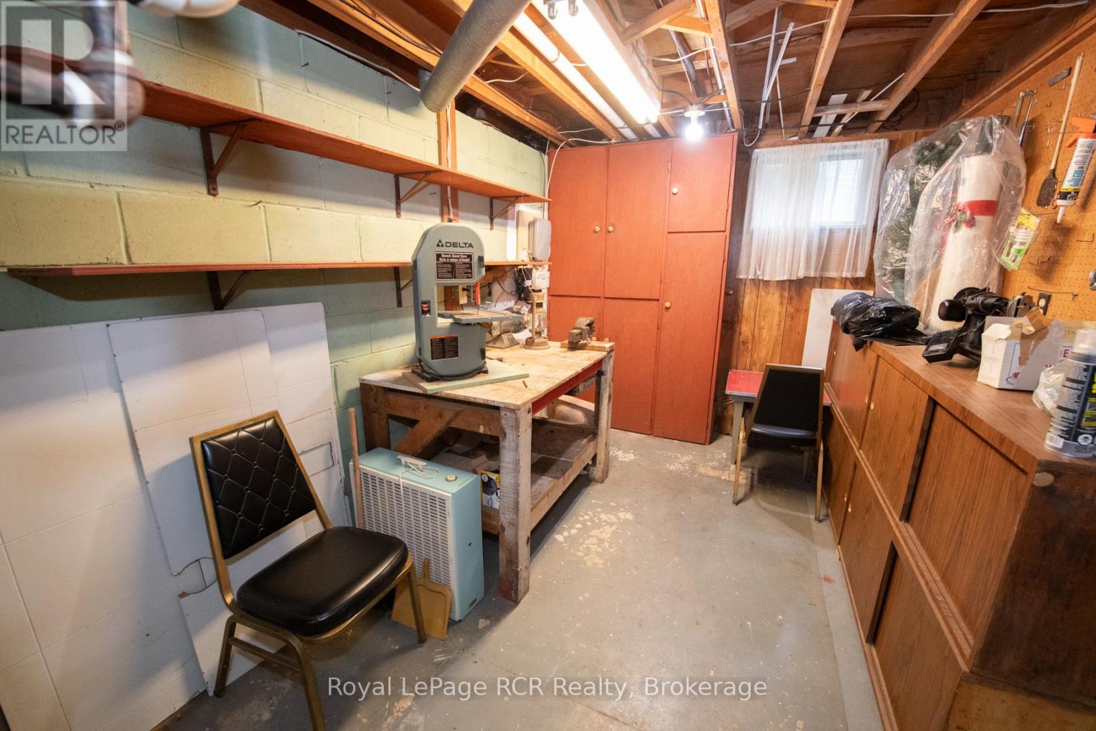 258 Birmingham Street W, Wellington North, Ontario  N0G 2L1 - Photo 10 - X12314655