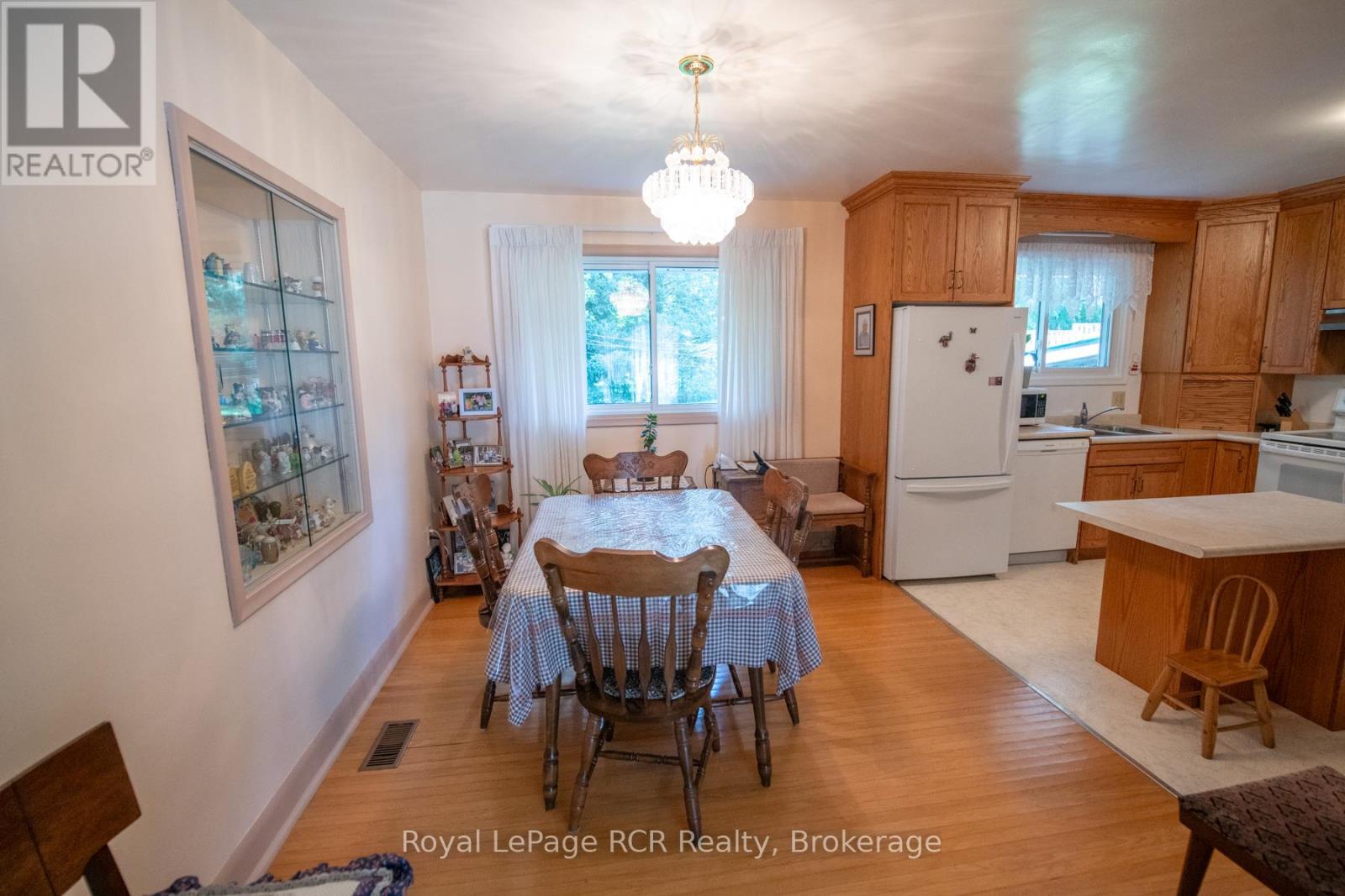 258 Birmingham Street W, Wellington North, Ontario  N0G 2L1 - Photo 19 - X12314655